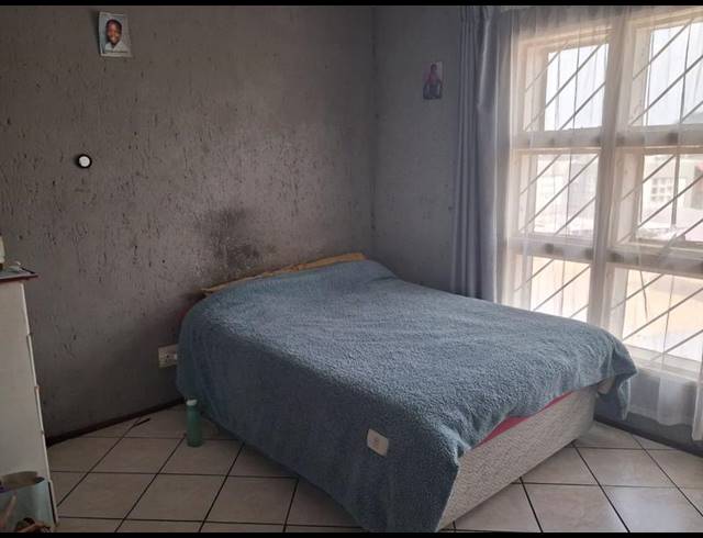 2 BEDROOM TOWNHOUSE FOR SALE IN MULBARTON